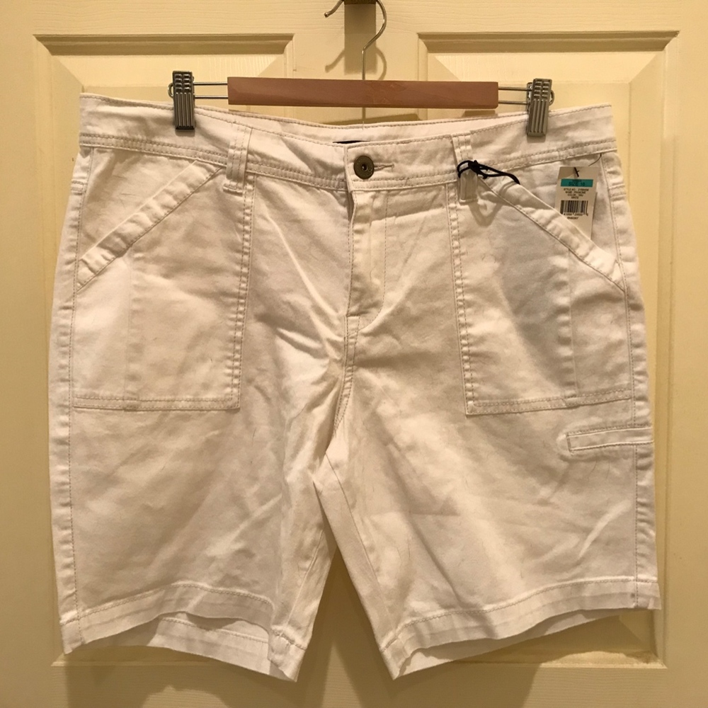 Supplies by UnionBay "Francine" shorts NWT White